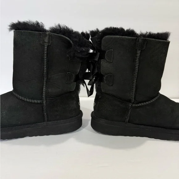 UGG BAILEY BOWS BOOTS FOR LITTLE GIRL - Picture 7 of 9